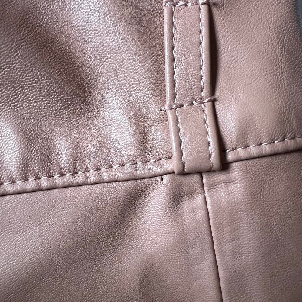 Blank NYC Chelsea High Rise Faux Leather Pleated Tapered Ankle Pants Size 32 - Picture 15 of 15